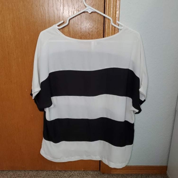 Shirt - Picture 2 of 2